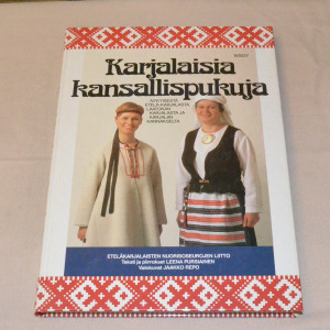 Karjalaisia kansallispukuja